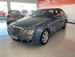 Azul Usado 2007 Mercedes E220 Classic Berlina | 9999 € (Caro)
