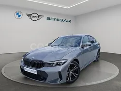 Gris / plata Usado 2024 BMW 318 Comfort Edition Berlina | 39.500 € (Precio justo)
