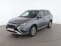 Gris Usado 2018 Mitsubishi Outlander P-HEV Motion SUV | 20.999 €
