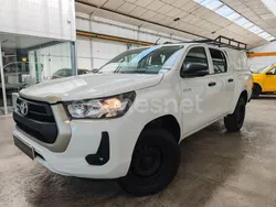 Blanco Usado 2021 Toyota HiLux Recogida | 28.990 € (Un poco caro)