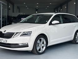 Blanco Usado 2019 Skoda Octavia Style Familiar | 17.800 € (Un poco caro)