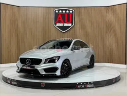 Gris / plata Usado 2014 Mercedes CLA45 AMG AMG Berlina | 25.999 € (Precio justo)