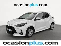 Blanco Usado 2023 Toyota Yaris Active Utilitario | 14.264 € (Precio justo)