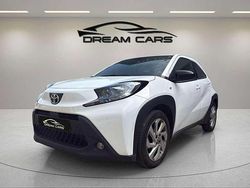 Blanco Usado 2023 Toyota Aygo Play Utilitario | 15.390 € (Caro)