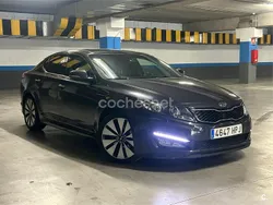 Gris / plata Usado 2013 Kia Optima Berlina | 7499 €