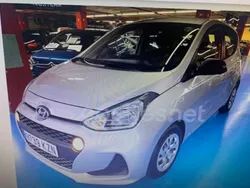 Gris / plata Usado 2019 Hyundai i10 GO! Utilitario | 10.999 € (Un poco caro)