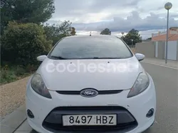 Blanco Usado 2011 Ford Fiesta Utilitario | 5500 € (Precio justo)