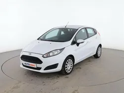 Blanco Usado 2017 Ford Fiesta Trend Utilitario | 8799 € (Buen precio)
