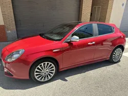 Rojo Usado 2012 Alfa Romeo Giulietta Distinctive Utilitario | 7500 € (Buen precio)