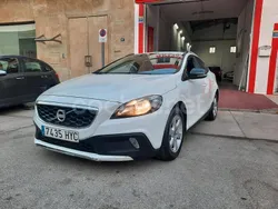 Blanco Usado 2014 Volvo V40 CC Momentum Familiar | 12.500 € (Precio justo)