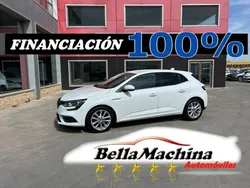 Blanco Usado 2019 Renault Mégane IV Zen Berlina | 12.950 € (Precio justo)