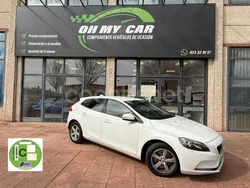 Blanco Usado 2017 Volvo V40 Momentum Familiar | 13.499 € (Precio justo)