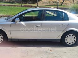 Gris / plata Usado 2004 Opel Vectra Comfort Berlina | 2500 € (Buen precio)