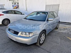 Gris / plata Usado 2002 Audi A3 Ambiente Berlina | 3500 € (Caro)