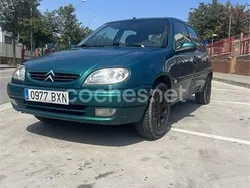 Verde Usado 2002 Citroën Saxo Utilitario | 2900 € (Precio justo)