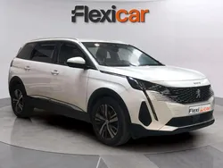 Blanco Usado 2021 Peugeot 5008 Allure Monovolumen | 19.990 € (Buen precio)