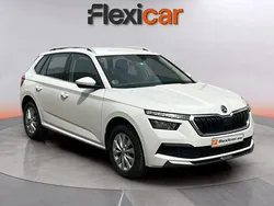 Blanco Usado 2020 Skoda Kamiq Ambition SUV | 15.490 €