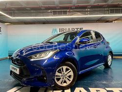 Azul Usado 2023 Toyota Yaris Berlina | 17.990 € (Precio justo)