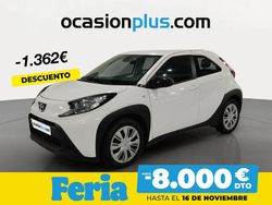 Blanco Usado 2023 Toyota Aygo X Play SUV | 13.890 €