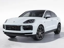 Blanco Usado 2024 Porsche Cayenne SUV | 112.000 € (Un poco caro)