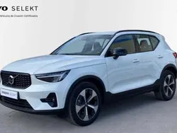 Blanco Usado 2023 Volvo XC40 Plus SUV | 41.500 €
