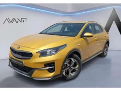Amarillo Usado 2021 Kia XCeed SUV | 19.990 € (Un poco caro)