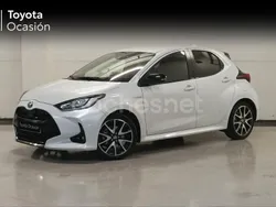 Blanco Usado 2021 Toyota Yaris Hybrid Plus Berlina | 21.300 € (Precio justo)