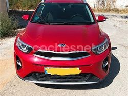 Rojo Usado 2018 Kia Stonic SUV | 15.000 € (Precio justo)