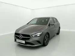 Gris montaña Usado 2023 Mercedes 200 Progressive | 26.820 € (Super precio)