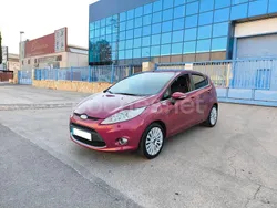 Granate Usado 2010 Ford Fiesta Titanium Utilitario | 5650 € (Precio justo)