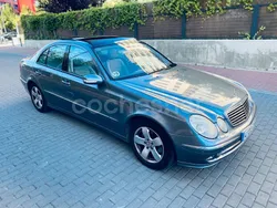Gris / plata Usado 2004 Mercedes E320 Elegance Berlina | 5999 € (Super precio)