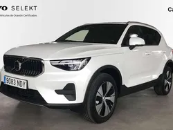 Blanco Nuevo 2025 Volvo XC40 Core SUV | 34.990 € (Super precio)