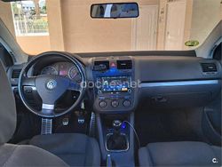 Gris / plata Usado 2006 VW Golf V Trendline Berlina | 3999 € (Precio justo)
