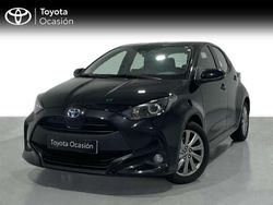 Negro Usado 2024 Toyota Yaris Hybrid Active Utilitario | 21.990 € (Precio justo)