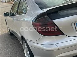 Gris / plata Usado 2004 Mercedes C220 Berlina | 4500 € (Buen precio)