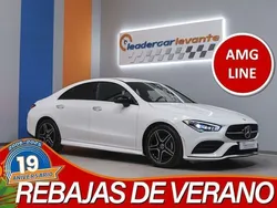 Blanco Usado 2022 Mercedes CLA180 AMG line Berlina | 30.900 € (Precio justo)