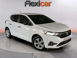 Blanco Usado 2022 Dacia Sandero Comfort Utilitario | 11.490 € (Buen precio)
