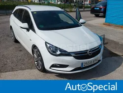 Blanco Usado 2018 Opel Astra Dynamic Familiar | 11.490 € (Buen precio)