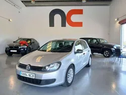 Plateado Usado 2010 VW Golf VI Advance Utilitario | 6900 € (Caro)