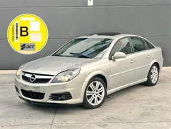 Gris / plata Usado 2008 Opel Vectra Sport Berlina | 3950 € (Precio justo)