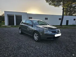 Gris / plata Usado 2005 VW Golf IV Highline Berlina | 5799 € (Precio justo)