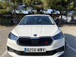 Blanco Usado 2024 Skoda Fabia Essence Berlina | 15.800 € (Precio justo)