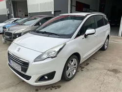 Blanco Usado 2014 Peugeot 5008 Style Monovolumen | 8490 € (Precio justo)