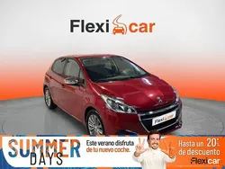 Rojo Usado 2017 Peugeot 208 Access Utilitario | 8990 € (Caro)
