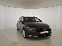 Gris/plata Nuevo 2025 Audi A3 Sportback e-tron Berlina | 47.990 €
