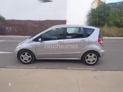 Gris / plata Usado 2005 Mercedes A150 Elegance Monovolumen | 2300 € (Buen precio)