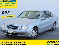 Plateado Usado 2002 Mercedes E240 Berlina | 3990 €