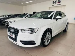 Blanco Usado 2015 Audi A3 Sportback Attraction Berlina | 13.899 € (Precio justo)
