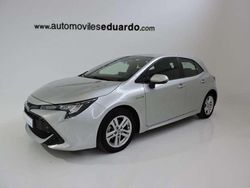 Plateado Usado 2021 Toyota Corolla Hybrid Business Edition Berlina | 17.800 €