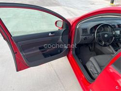 Rojo Usado 2008 VW Golf VI Berlina | 5500 € (Precio justo)